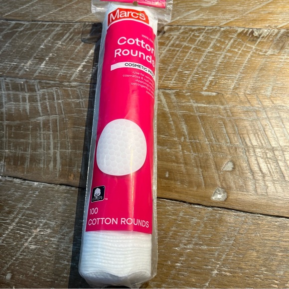 Dickinson's Micellar Cleansing Witch Hazel - Picture 4 of 10